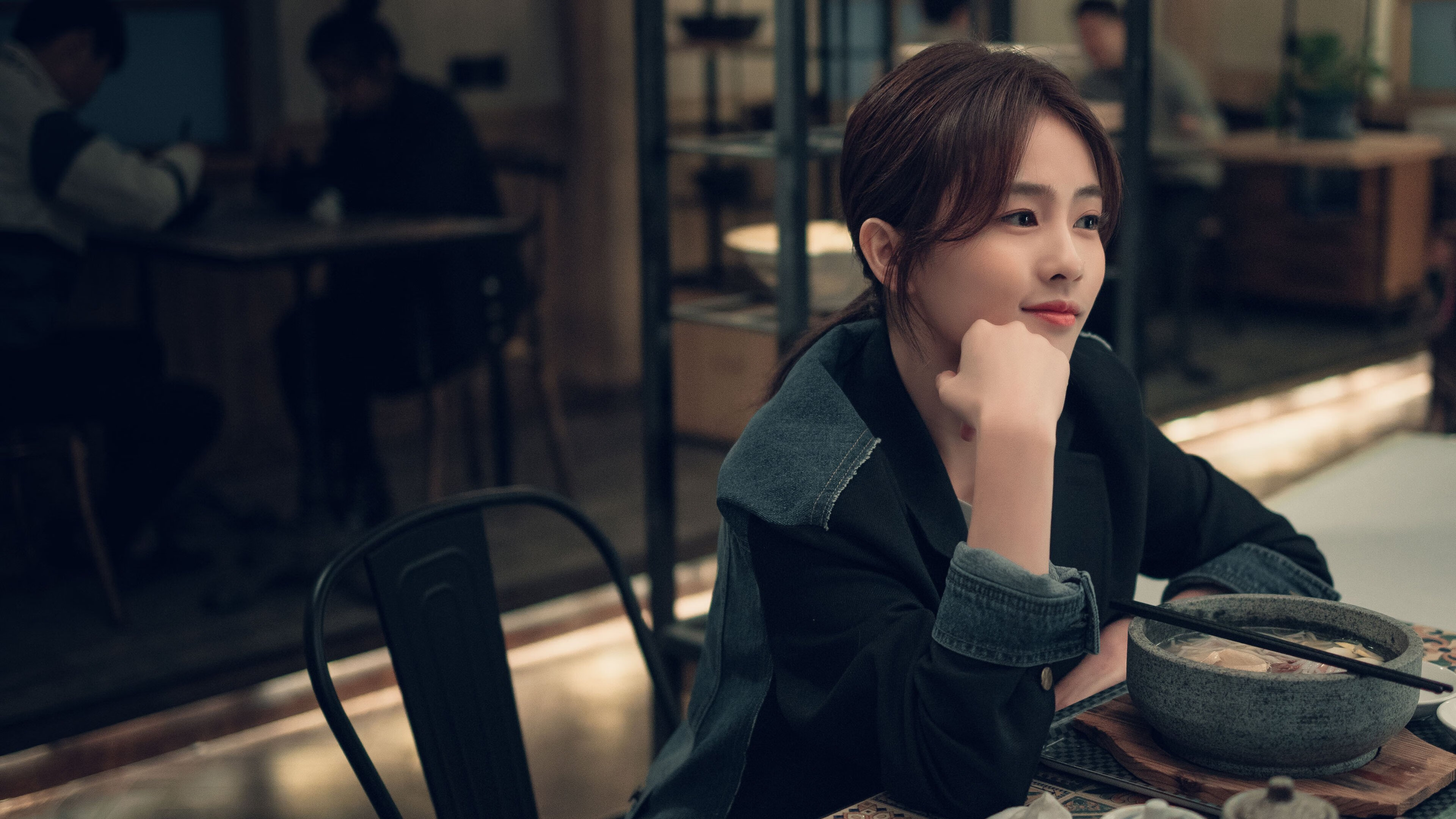 【年轻天才】新秀表现抢眼引关注，最年轻最佳新秀