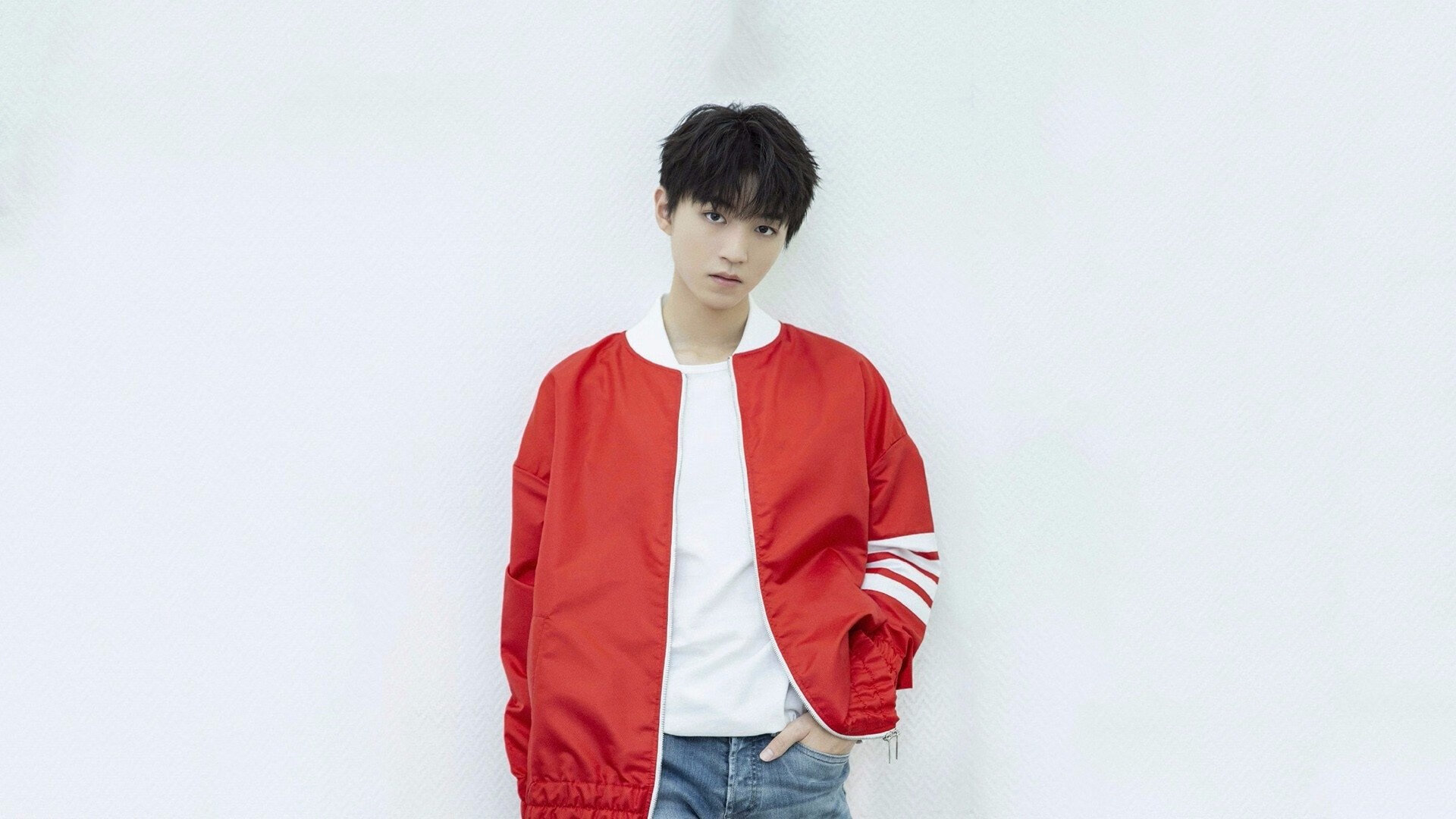 中国足球各级联赛电视转播质量提升，国内足球节目